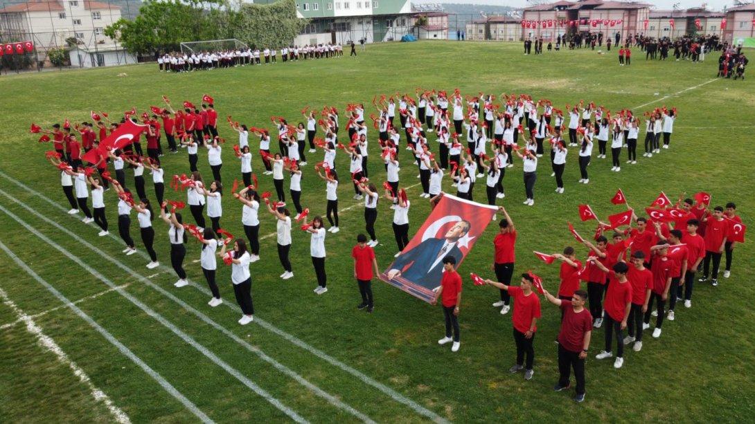 19 Mayıs Atatürk'ü Anma, Gençlik ve Spor Bayramı  Coşkuyla Kutlandı